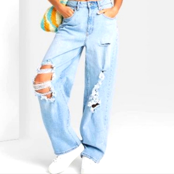 wild fable Denim - Size - 10 Womens super high rise distressed baggy jeans.